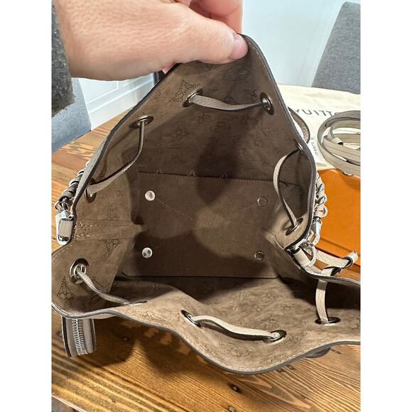 Louis Vuitton Bella Mahina Galet Bag - Picture 10 of 16